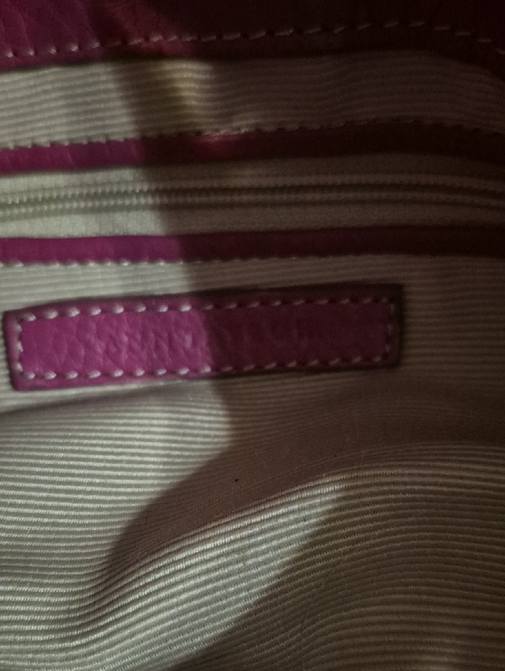 Ann Taylor Stylish Pink Leather Shoulder Bag - Picture 4 of 4